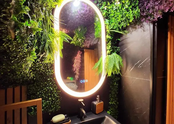 Jungle House Avec Jacuzzi A 10 Min De Disneyland -Taille Chambre-