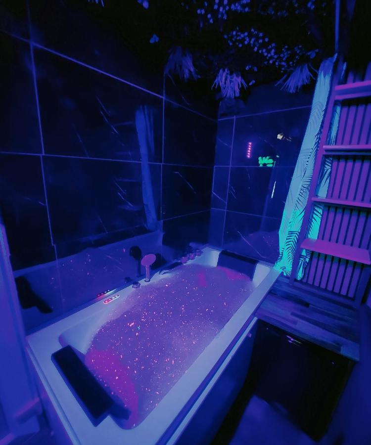 Jungle House Avec Jacuzzi A 10 Min De Disneyland -taille Chambre- Apartment