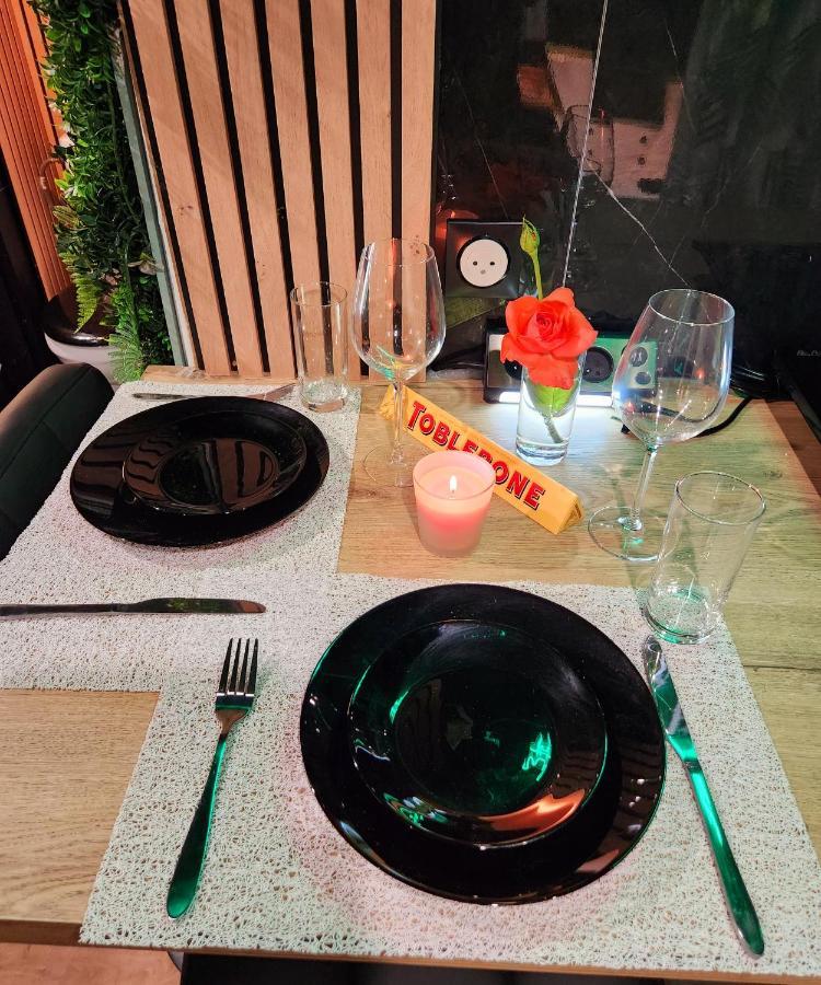 Jungle House Avec Jacuzzi A 10 Min De Disneyland -taille Chambre- *